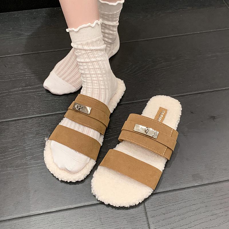2025 autumn and winter new fashion versatile flat bottom one-word slippers women wear casual and comfortable fluffy slippers women