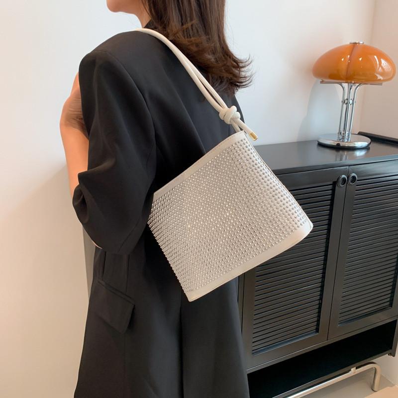 Trendy Large Capacity Tote Bag For Summer Fashionable Simple Shoulder Crossbody Bag