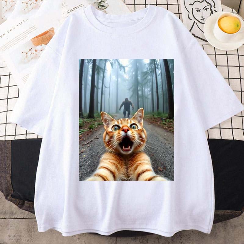 Men's Funny Cat Shirt Selfie Sasquatch Graphic Tee Crew Neck T-Shirt Mature Style Regular Fit Stretch Summer T Shirt