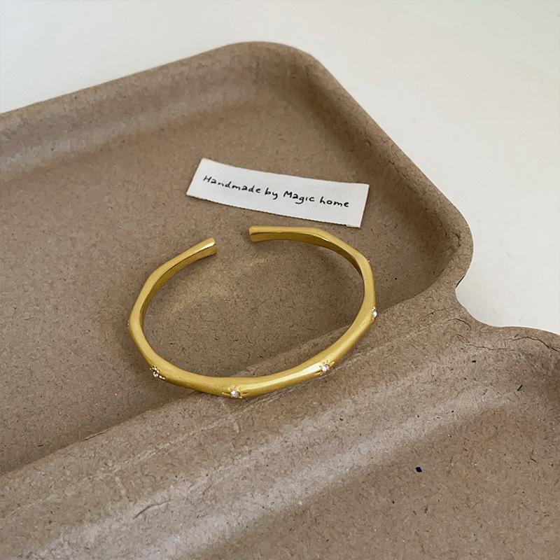 Medieval Matte Metal Zircon Star Bracelet Female Personality Unique Exquisite Elegant Fashion Versatile Bracelet Jewelry