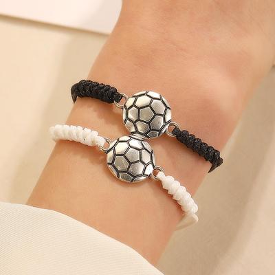 Bracciali – Braccialetti intrecciati