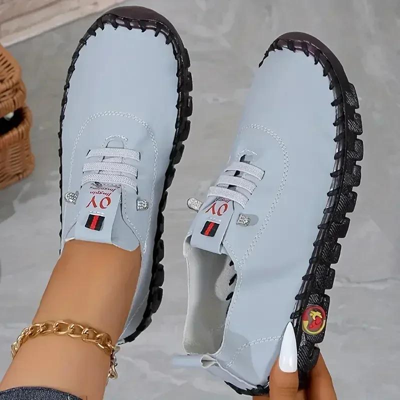 Women Sneakers 2026 New Designer Shoes Loafers Soft-soled Roman Breathable Outdoor Women Retro Big Size Single Shoes for Women