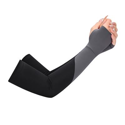 Die zweifarbigen Eisärmel für Damen Sommer UV-Schutz Armstulpen für Outdoor-Reisen Beziehen sich auf die Outdoor-Eisseiden-Armstulpen
