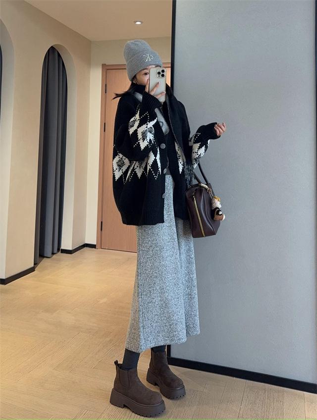 Elegant Wool Blend Bootcut Wide-Leg Cropped Trousers - Warm and Slimming for Autumn/Winter 2025