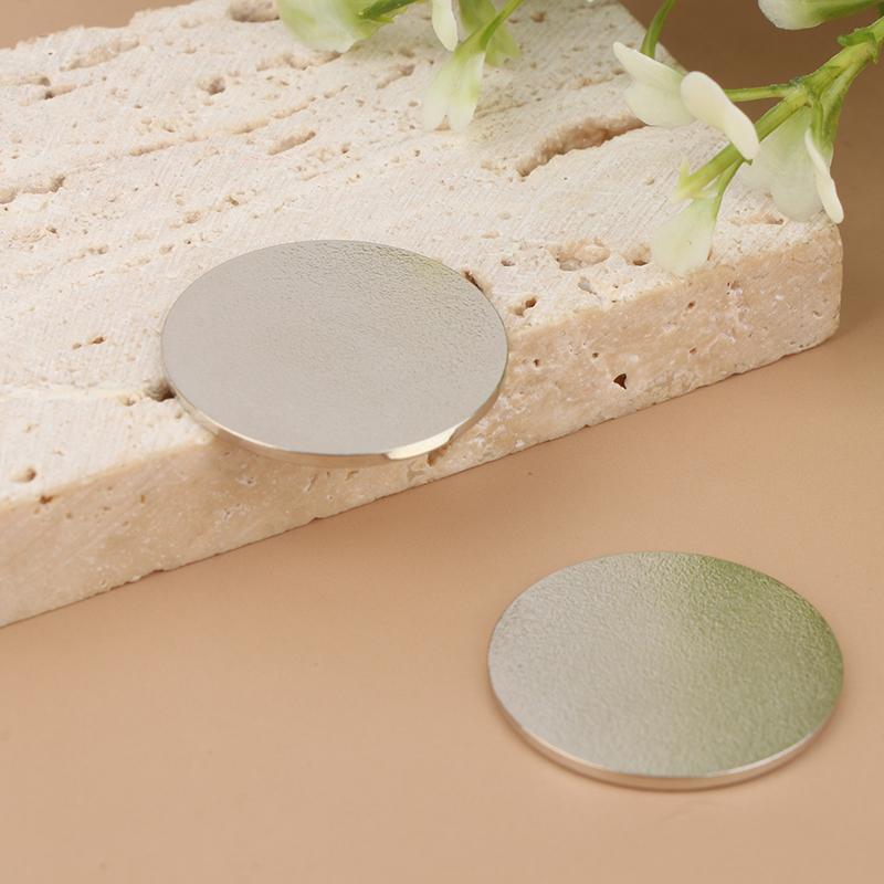 1Pc 25Mm Metal Golf Hat Clip Visor Cap Clips Magnet Golf Ball Markers Putting Green Accessories Golfing Practice Training Aids