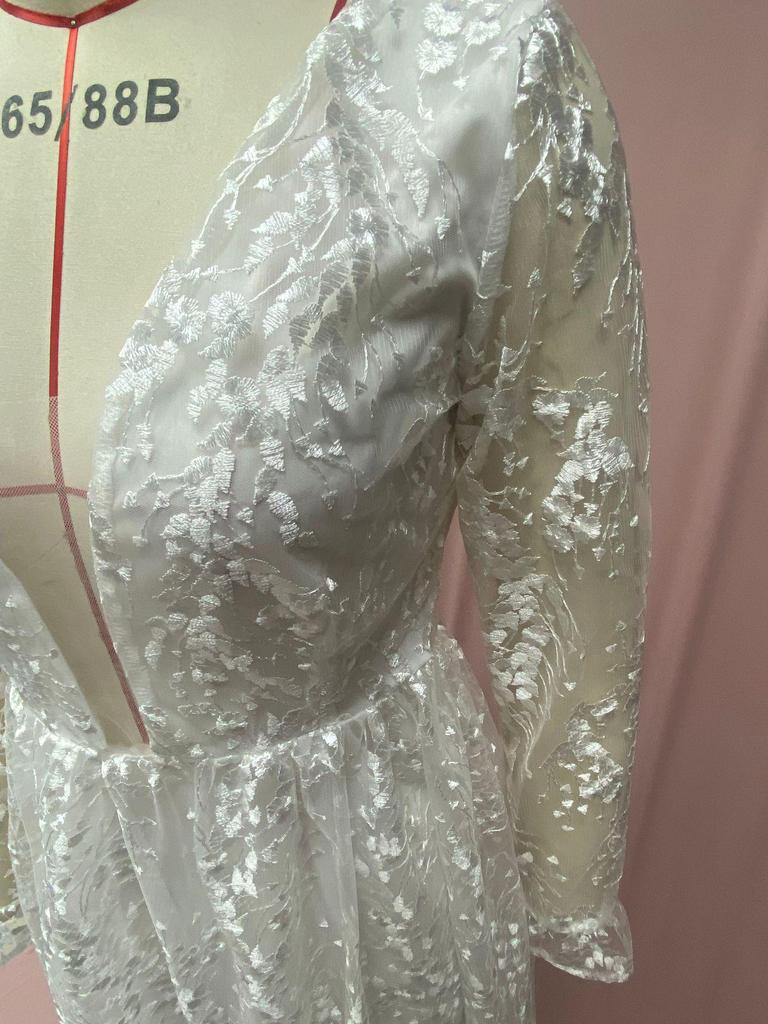 2024 Women's Wedding Dresses: Sexy Lace Long Sleeve Holiday & Evening Party Gowns