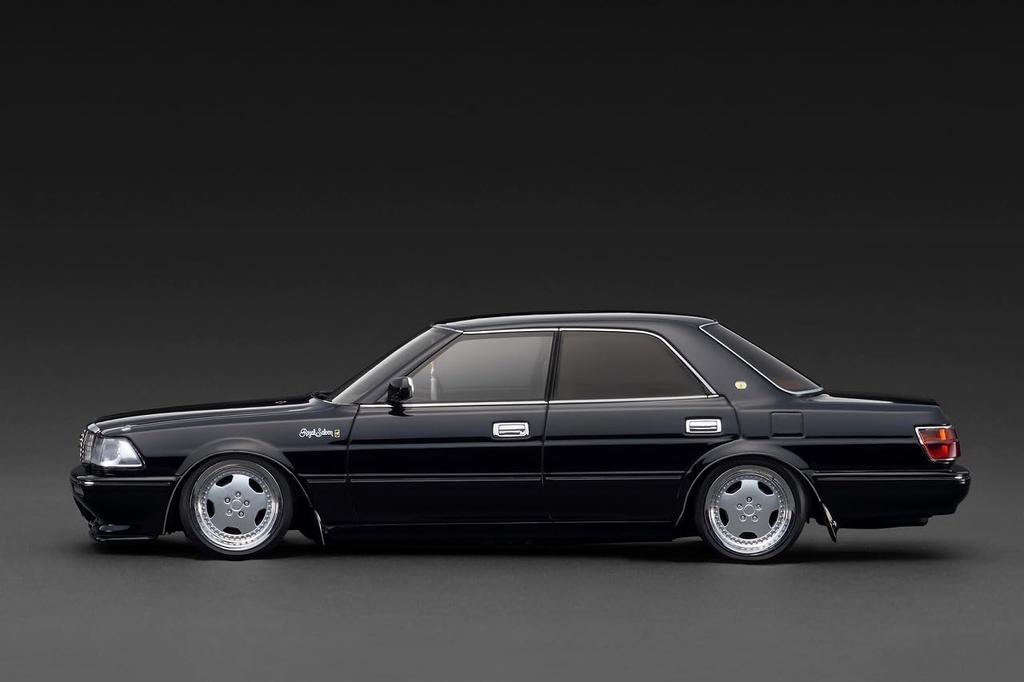 Ignition Model TOYOTA CROWN Royal Saloon G Black Finished Model IG3737 TK.Company 1/18 (130)
