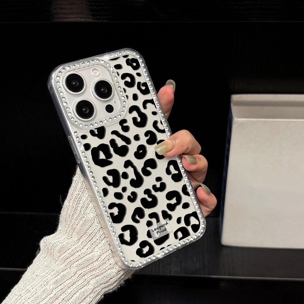 Leopard print black background, suitable for iPhone17Pro flash diamond mobile phone case, Apple 16 advanced sense 14/15 light luxury 12 large holes