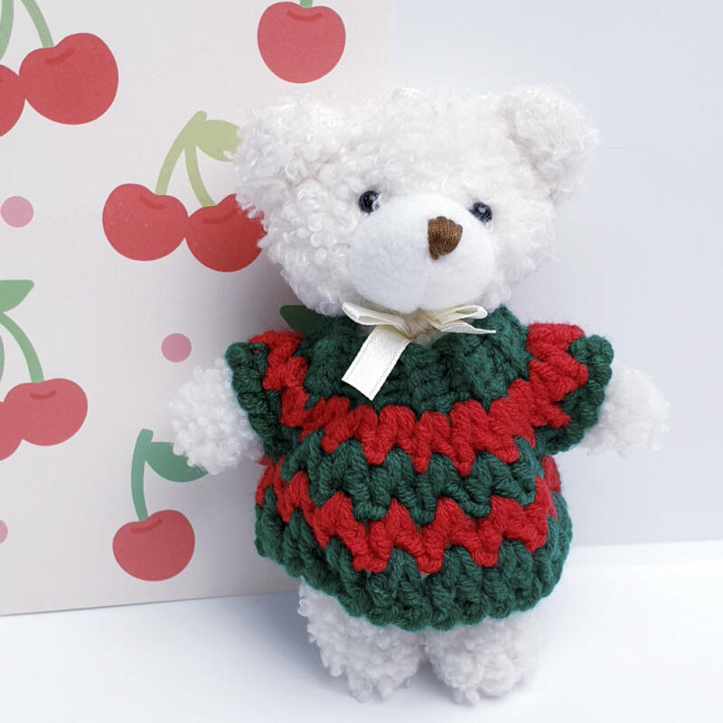 Knitted doll top zigzag sweater clothes keychain material