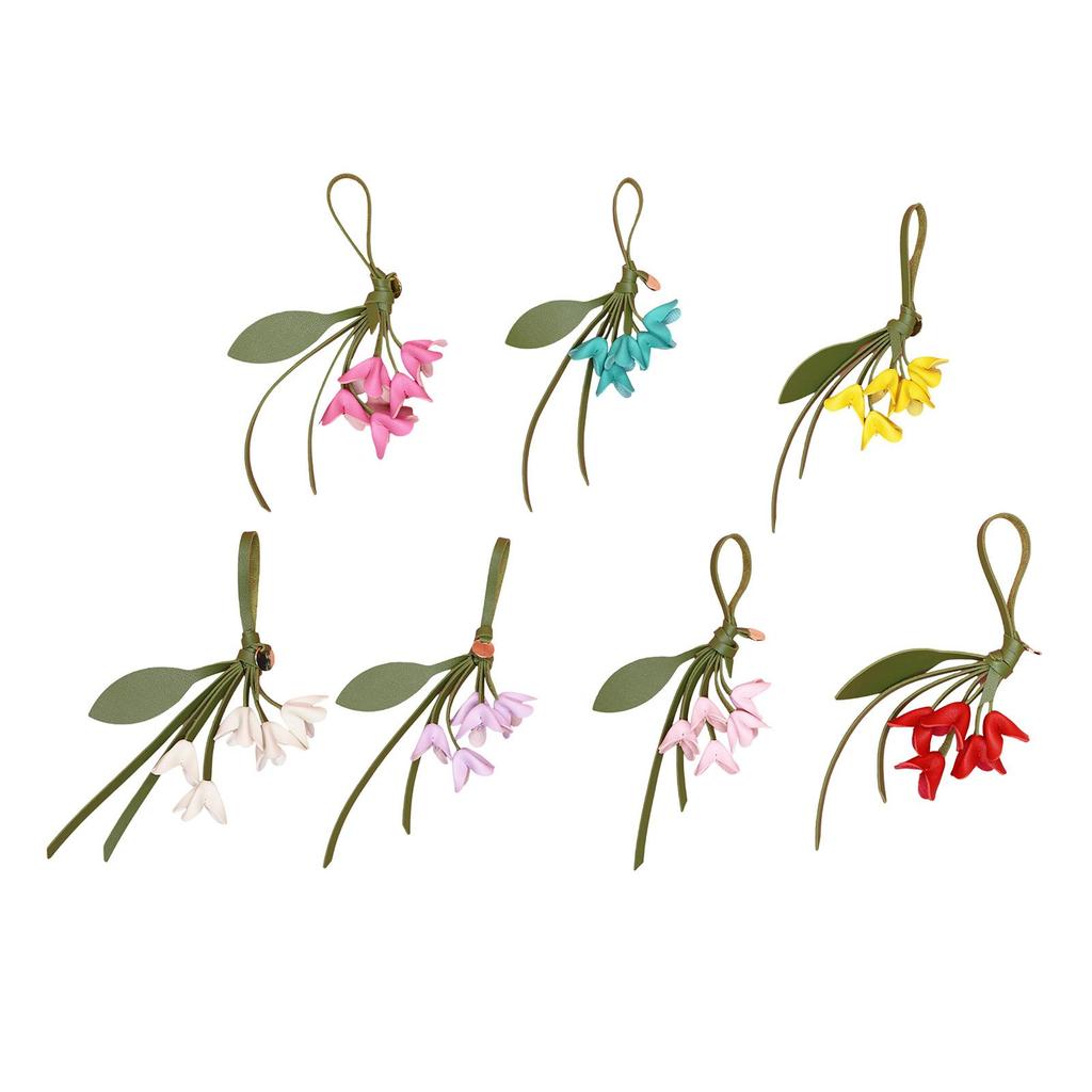 Stylish PU Leather Keychain Pendant Realistic Artificial Osmanthus Flower Design for Bags Backpacks and Accessories