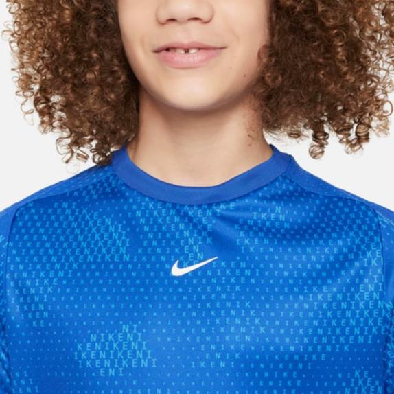 Nike T-shirt z nadrukiem multilogo, okrągły dekolt, krótki rękaw, topy dziecięce, ciemnoniebieski FN8694-480