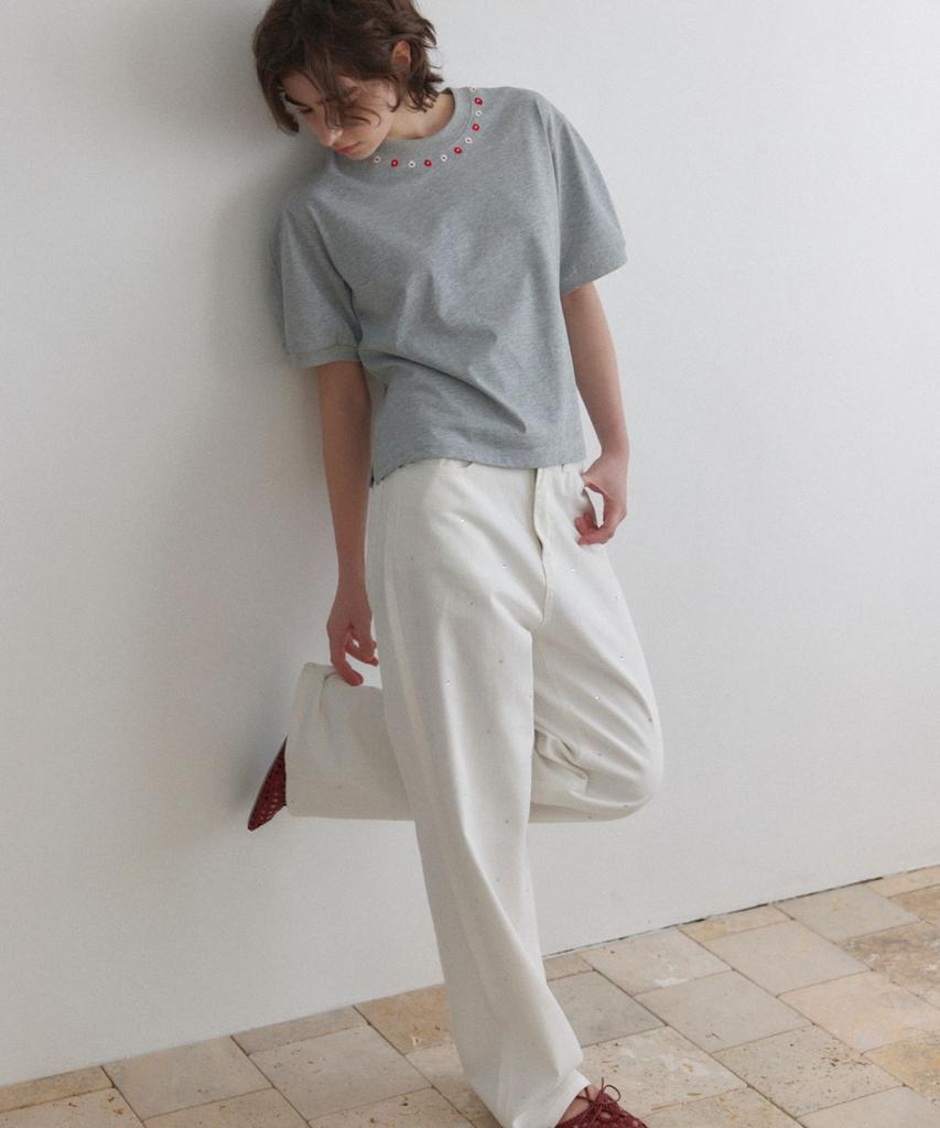 Okuka Flower Embroidered Puff T-Shirt - Gray