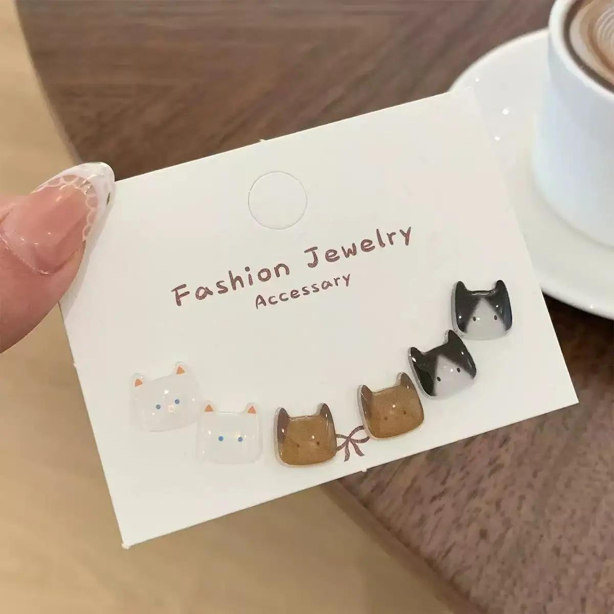 

Cute Exquisite Cat Stud Earring for Women Sweet Girls Resin Small Earrings Set Korean Fashion Lovely Zircon Accessories Gifts