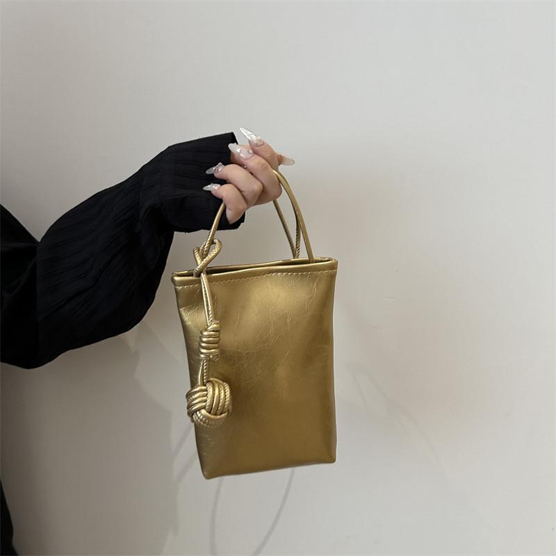 Chic Modern Shoulder Bag 2024 Summer Versatile Small Square Crossbody Handbag