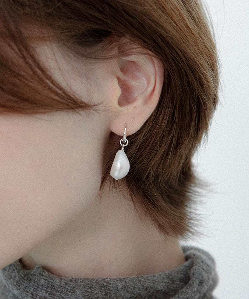Tacit Baroque Pearl Drop Earrings
