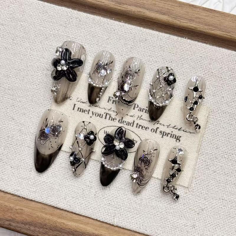 Handcrafted Short Press-On Nails With Dark Floral 3D Embossed Design Women Girls Natural-Looking False In M/S/XS