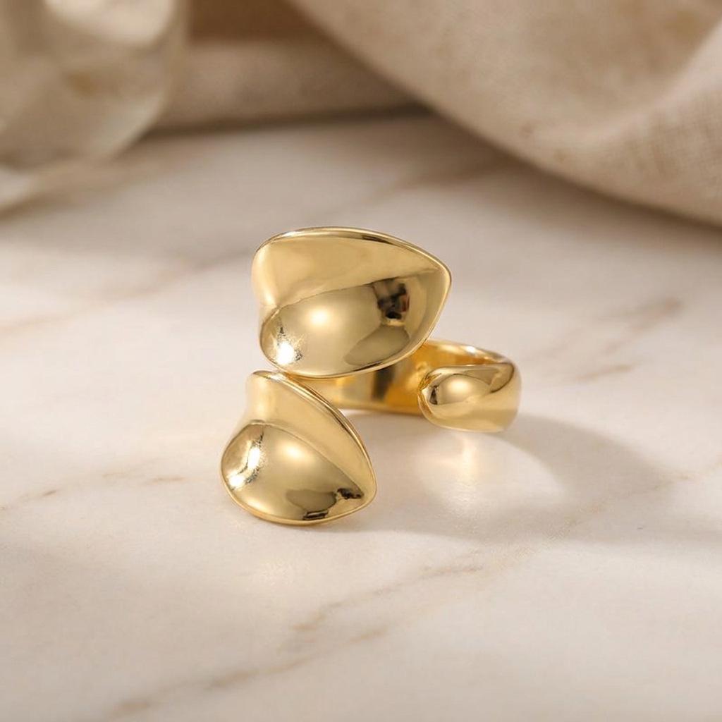 INSSGG Luxurious Leaf Adjustable Wide Band Ring