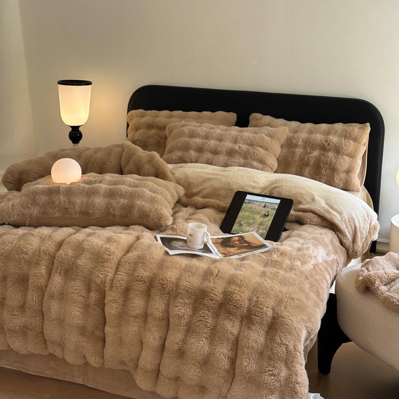 Colorful Thick Velvet Rabbit Bedding Set - 4 Pieces, Winter Dormitory Collection
