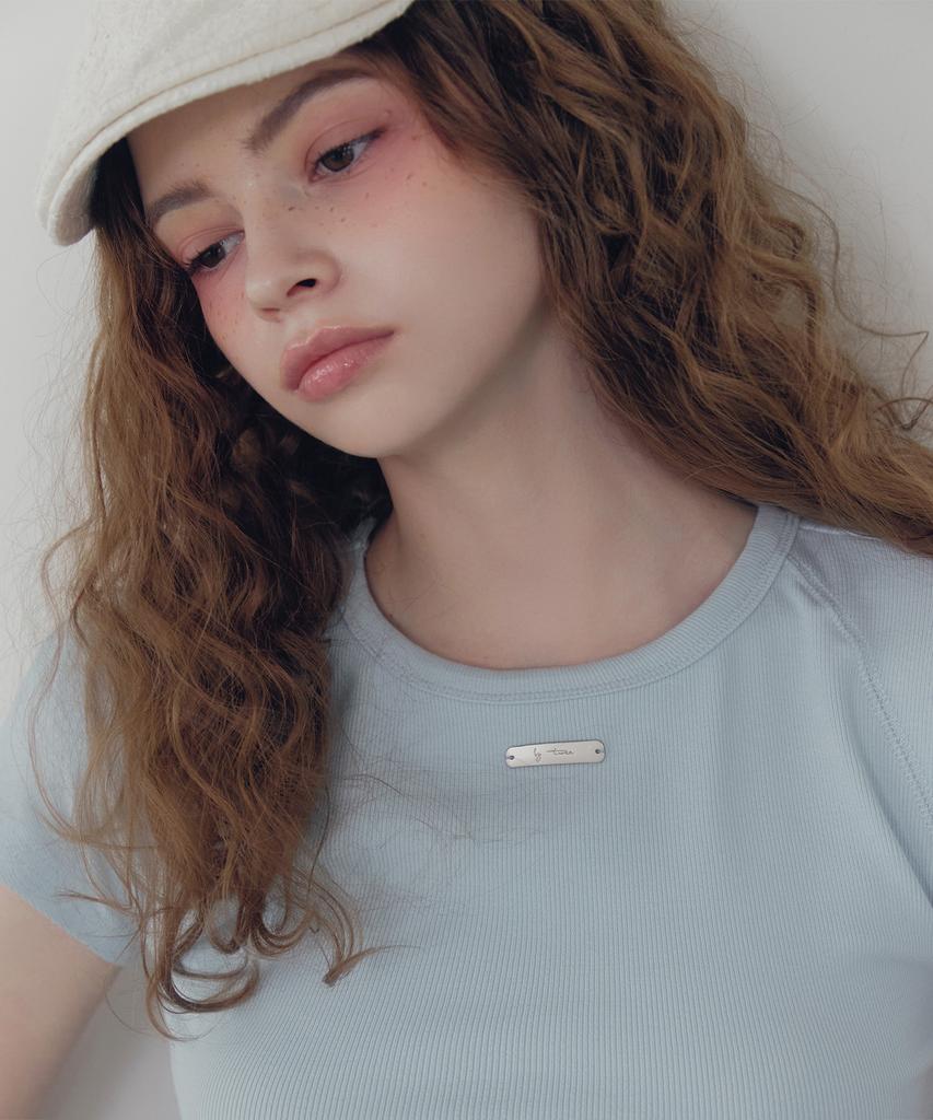 Teuwi Nowell Cut-Out Stitch Short Sleeve T-Shirt