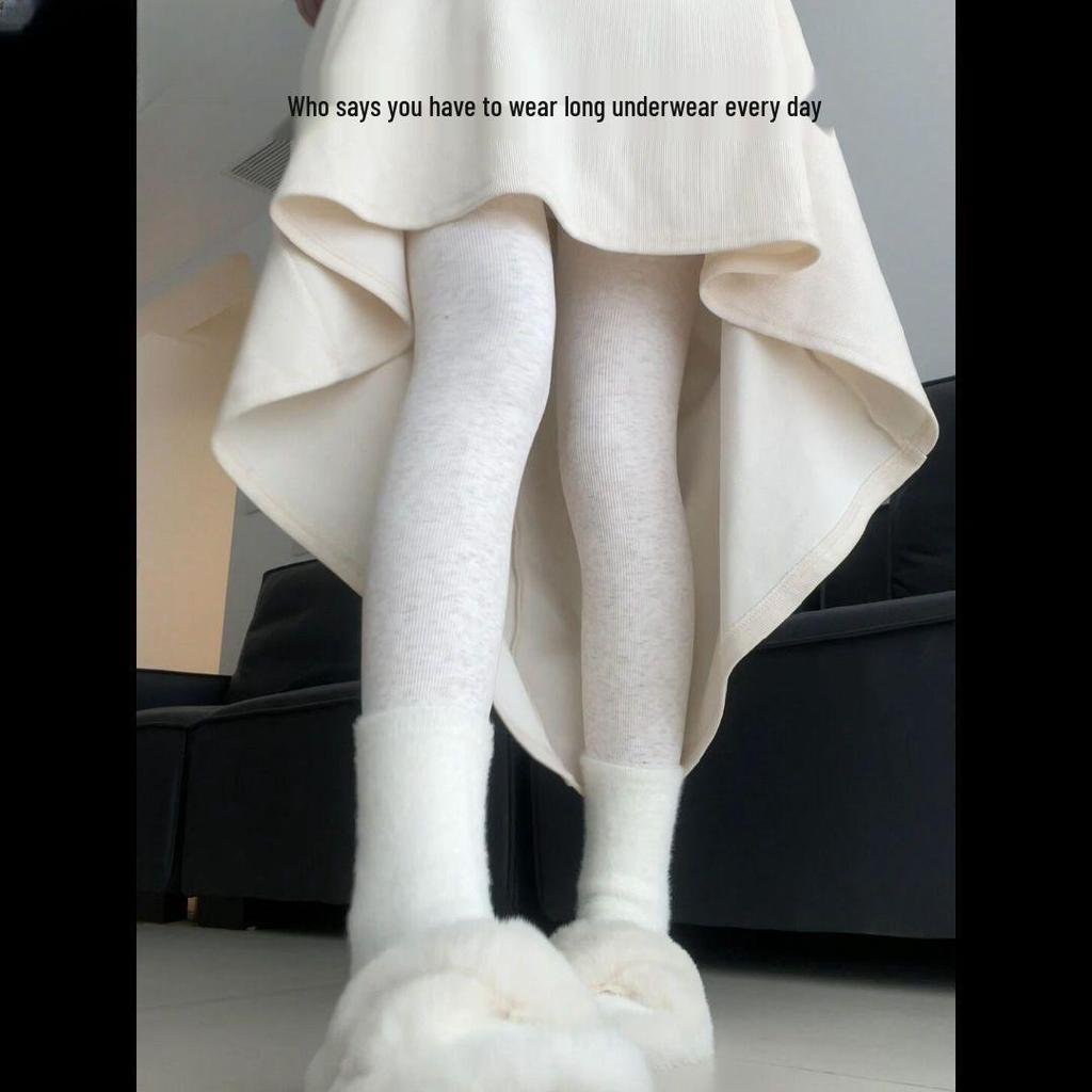 Women's Oatmeal Fleece-Lined Stirrup Leggings: High-Waist, Slimming Base Layer for Spring/Autumn/Winter 2025.