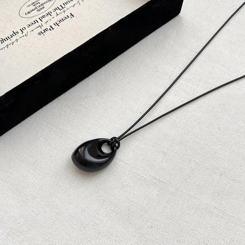 Adjustable Pu Leather Cord Necklace Irregular Bean Pendant Clavicle Chain Geometric Charm Jewelry Unisex Accessories Gift