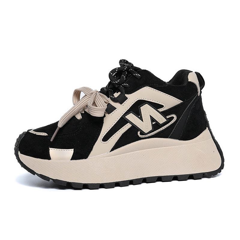 New breathable sports and leisure shoes, soft soles are not tired, thick soles increase height, muffin dad shoes