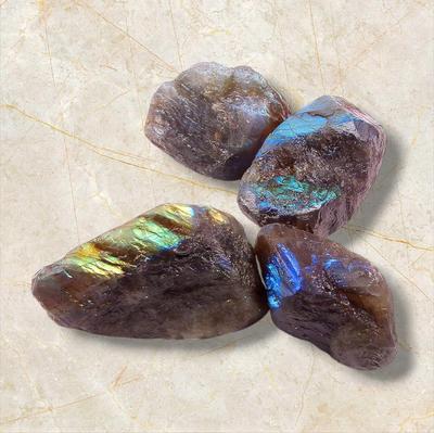 Chakra curativo naturale non lucidato Bilanciamento della pietra di cristallo labradorite Cristalli grezzi naturali grezzi per manifestazione, meditazione e guarigione Reiki