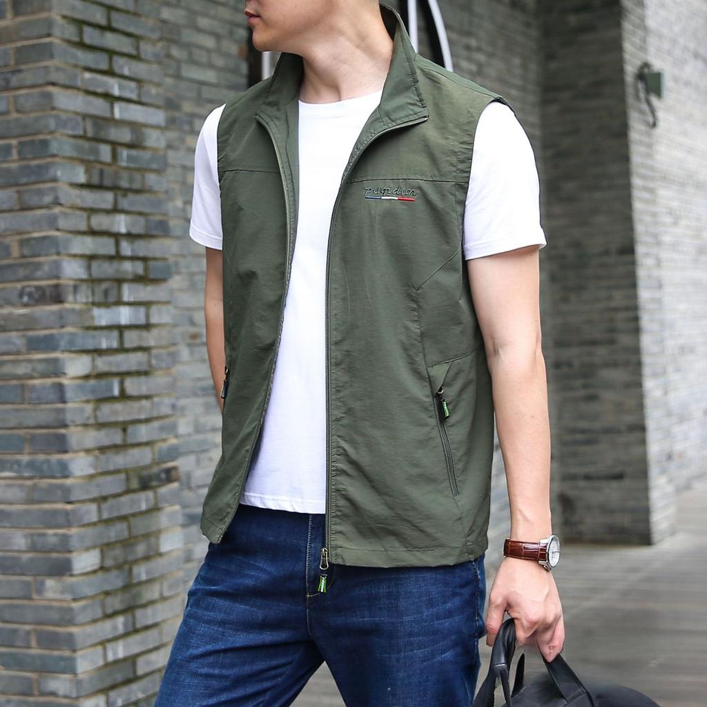 Autumn New Vest Men's Middle-aged Outdoor Fishing Photography Jacket Vest Large Size Casual Sports Horse Clip Thin Style