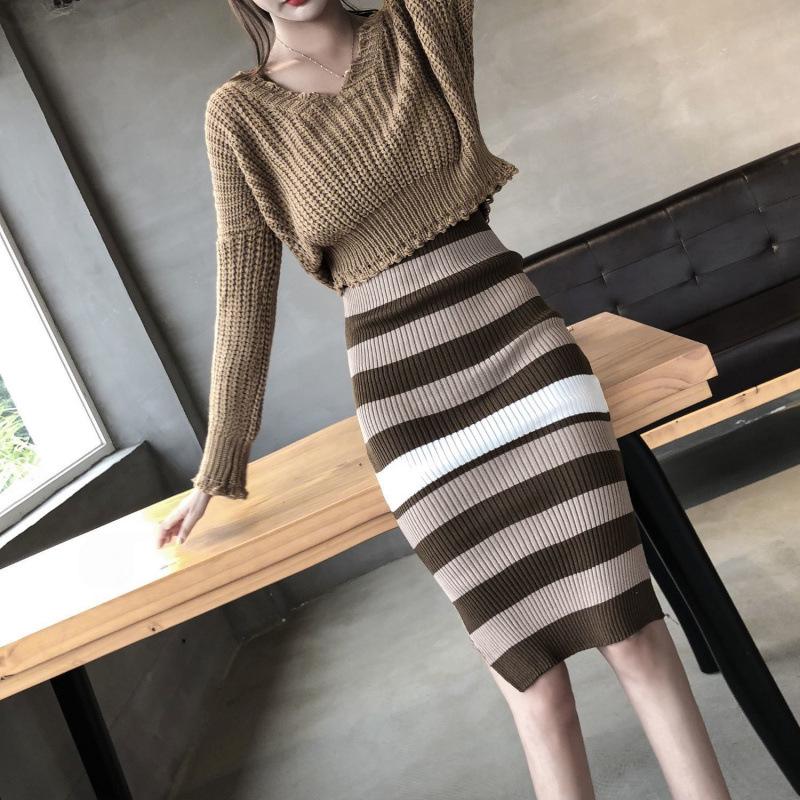 2025 Autumn/Winter Korean Retro Hyuna Two-Piece: V-Neck Sweater + Striped Skirt Dress