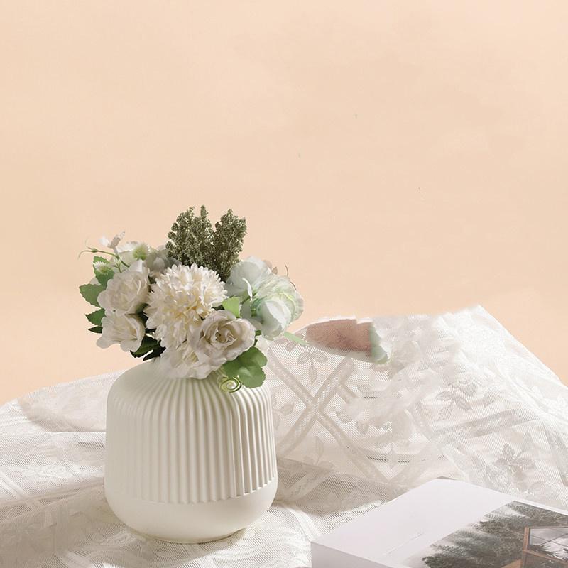 White Imitation Flower Pot Creative plastic vase Drop Resistant Simulated Ceramics Home Dining Wedding Table Decor Ornament