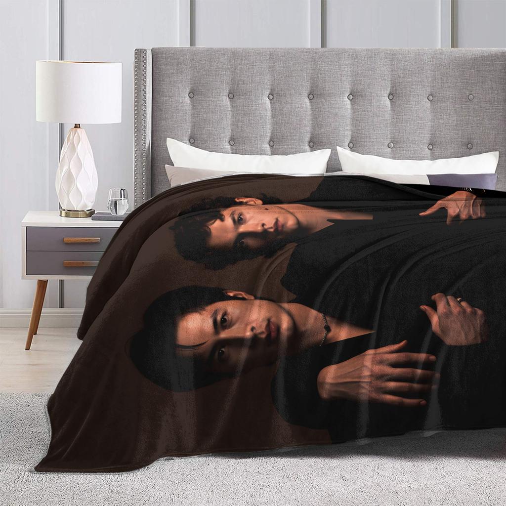 Soft Warm Blanket Travel Office Heated Rivalry Throw Blanket Flannel Bedspread For Couch Bed Novelty Sofa Bed Cover