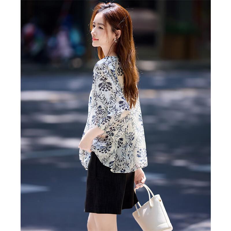Shangjing Socialite Style Printed Hollow Round Neck Puff Sleeve Blouse