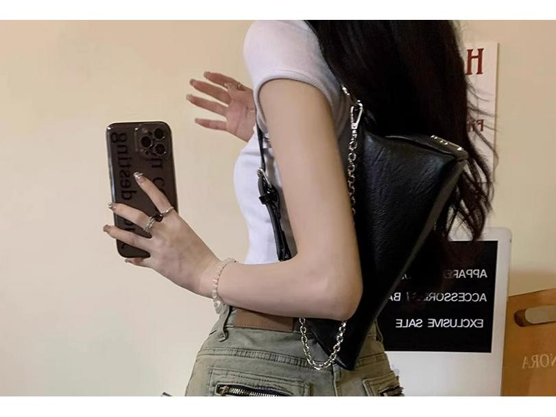 Spicy Girl 2024 High-Waisted Retro A-Line Denim Shorts for Women: Slimming, Super Short Summer Hot Pants