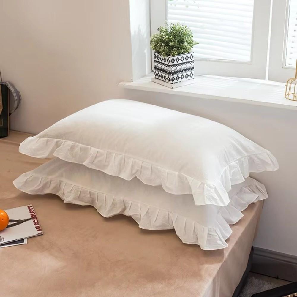 Comfortable White Princess Pillowcase with Ruffles Sweatproof Decorative Pillow Cover Soft Multiple Sizes Pillow Core Protector