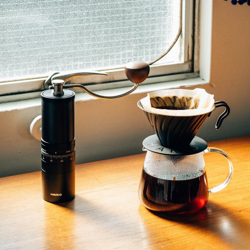 Hario Coffee Grinder PRO Coffee Beans 24g Stainless Steel Mill 90 Levels Adjustable Disassembly Bearing Black CGP-2-B