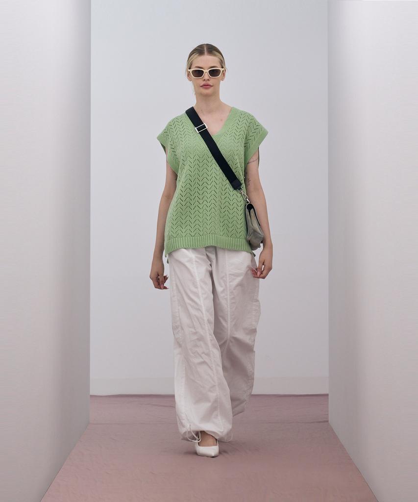 IRONYPORNO WHITELINE 86-Iro314 [Washable] Punched V-Neck Knit Vest Light Green
