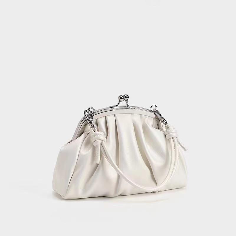 New Girl Cute Pleated Clip Gift Bag High-end Chain Bag Portable Messenger Bag Dumpling Bag