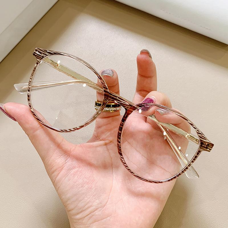 Clear Blue Light Glasses Female Hyperopia Prescription Computer Glasses Women Luxury Brand  Round Fashion Eyeglass Readers