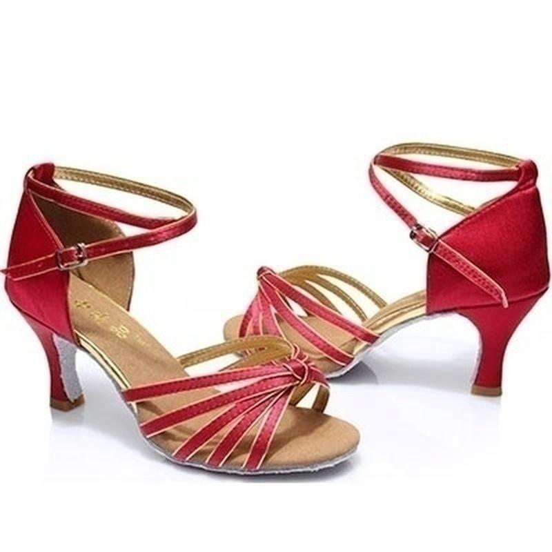 Moda Kadın Salon Tango Ayakkabıları Latin Dans Ayakkabıları Parti Orta Topuklu Ayakkabılar