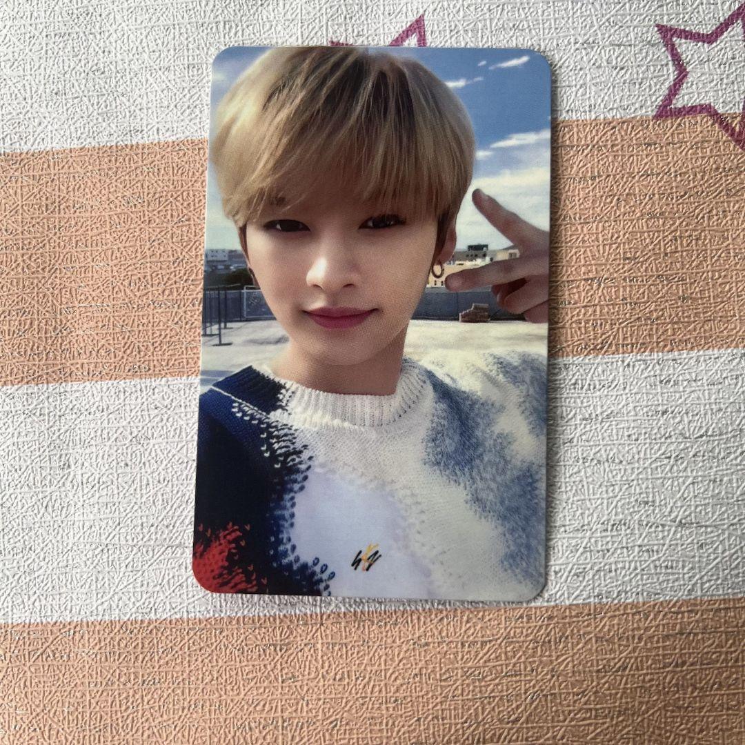 

[USED] StrayKids yellow wood bonus Sanok pre-recorded Reno trading card