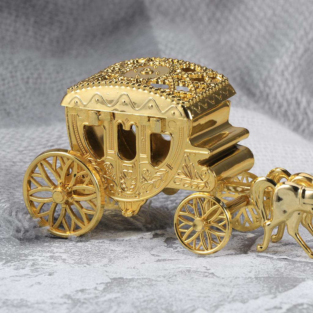 Wedding Carriage Candy Boxes Gold Plastic Favor Gift Containers for Bridal Shower Party Favors Sweets Treats Holder