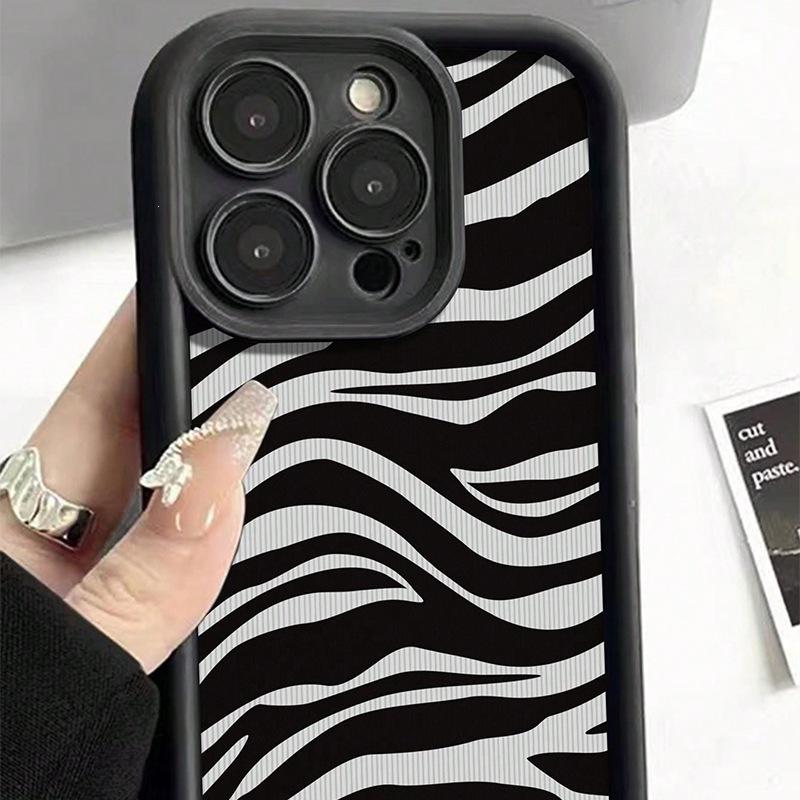 Black zebra pattern is suitable for Apple iPhone17Pro Max mobile phone case 16 all-inclusive 15 light luxury 13 creative 12/11