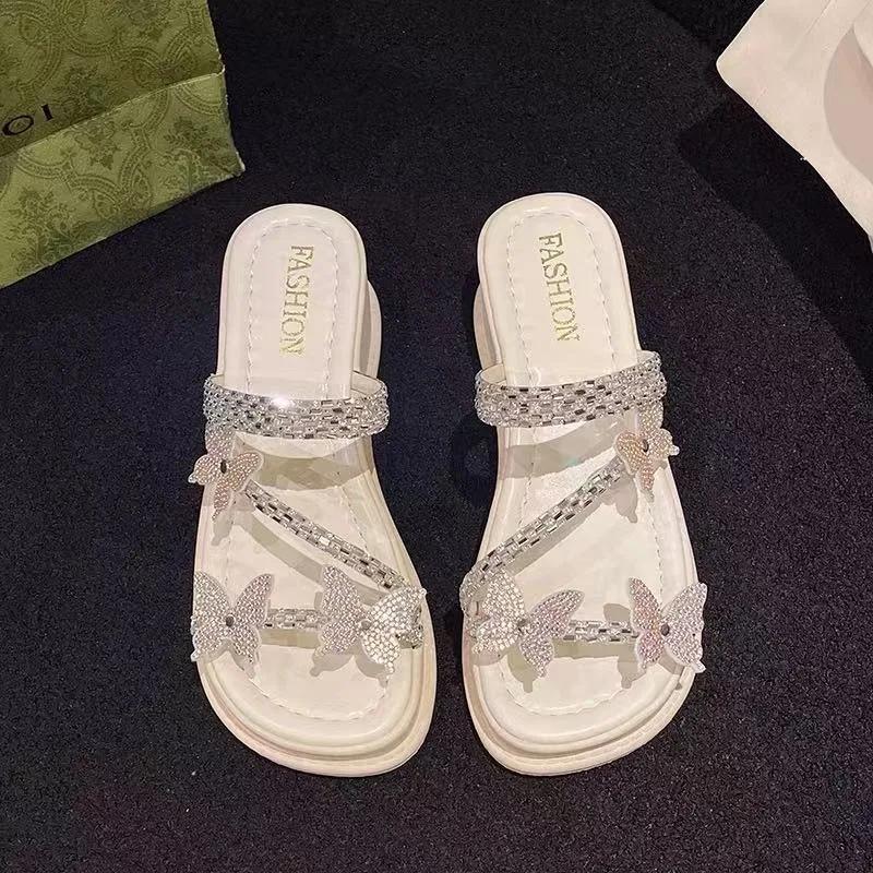 Fashion Outdoor Fashion Slippers 2025 Summer Concise New Women’s Thick Sole Crystal Butterfly Sandals Round Toe for Beach Shoes Female