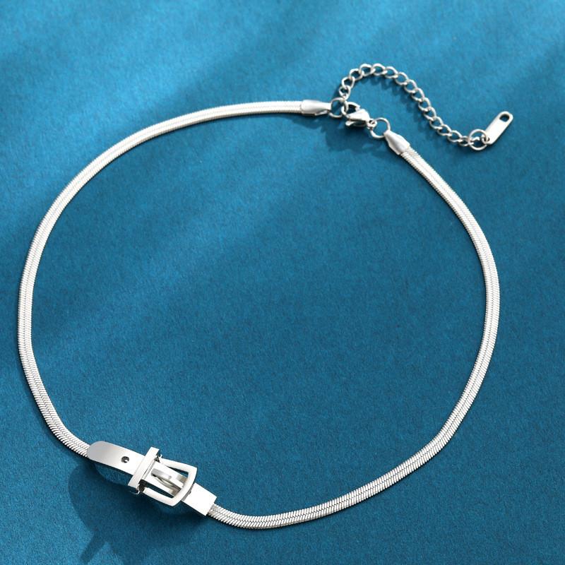 Steel Titanium Stylish Snake Bone Necklace For Women Featuring Geometric Design For Trendy Look Choker