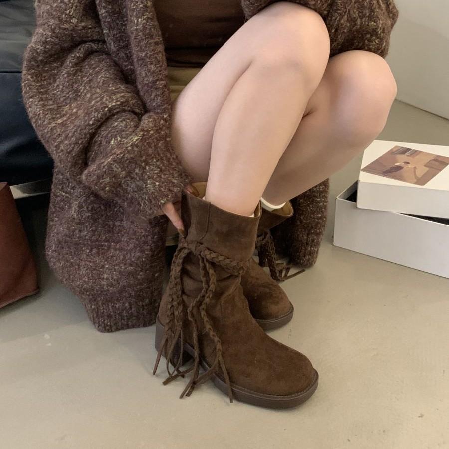 2025 New Retro Wasteland Wind Fringed Knight Boots Women's Autumn Thick Heel Woven Strap Versatile Fashion Mid Boots