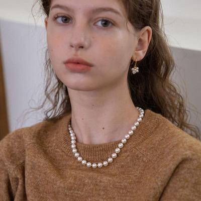 MERRYMOTIVE Voluminous White Pearl Necklace