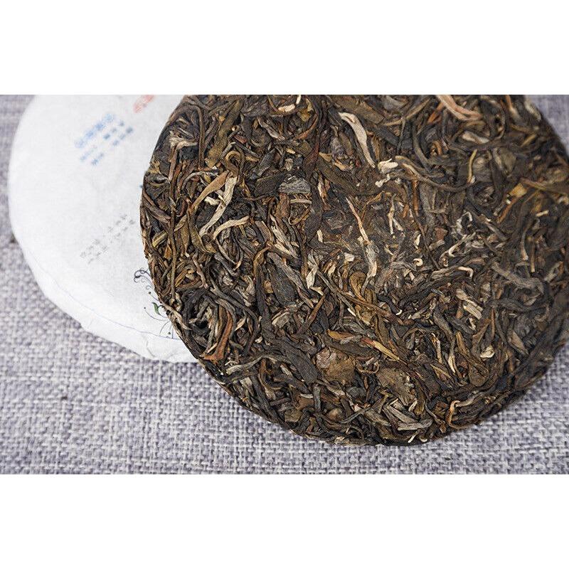 Yiwu Tè Crudo 200g Torta di Tè Crudo Yunnan Albero Antico Bevanda Salutare