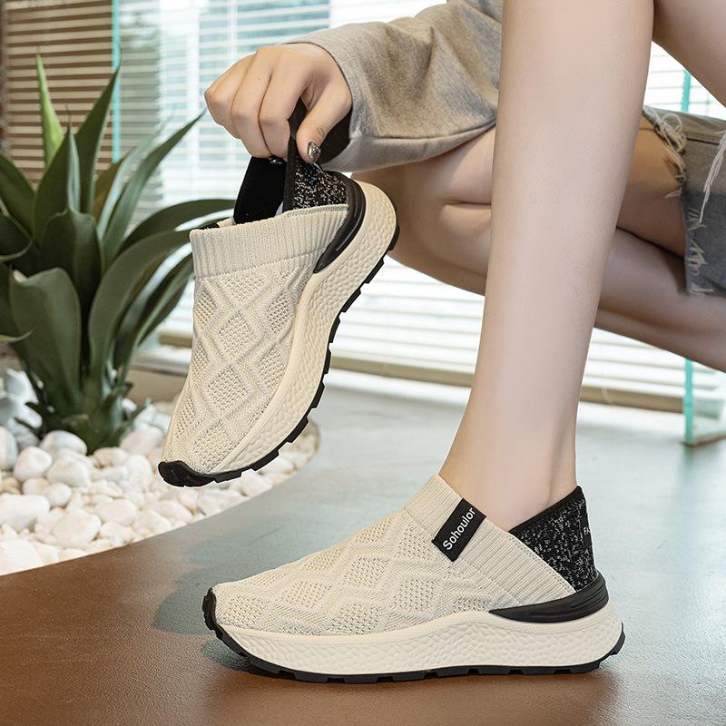 2025 versatile autumn new breathable non-slip one-pedal fly-woven shoes soft-soled casual single shoes women's flat shoes