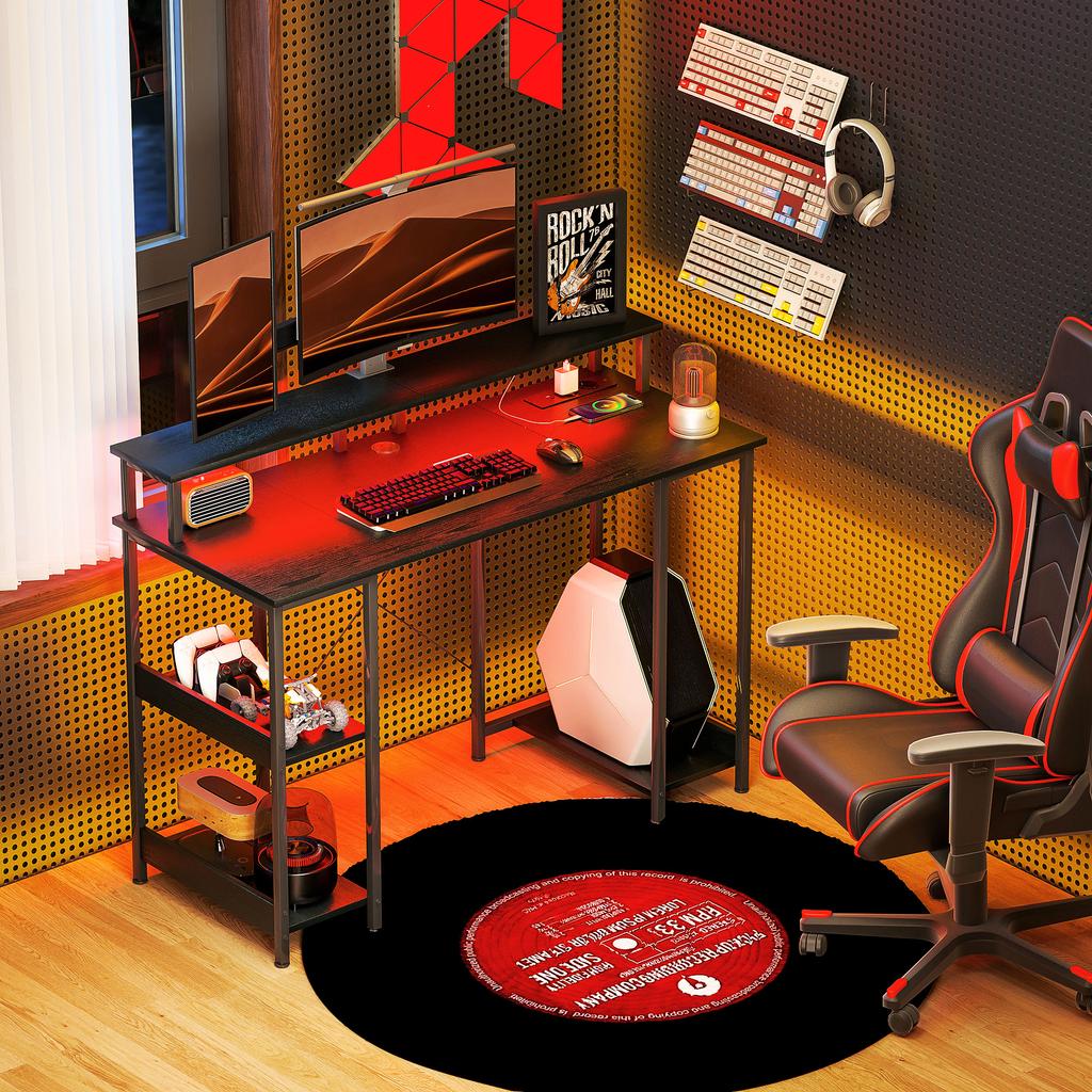 Wendbarer PC-Schreibtisch mit Steckdosen, Lichtern, Monitorständer und Regal, 120x50cm, Schwarz