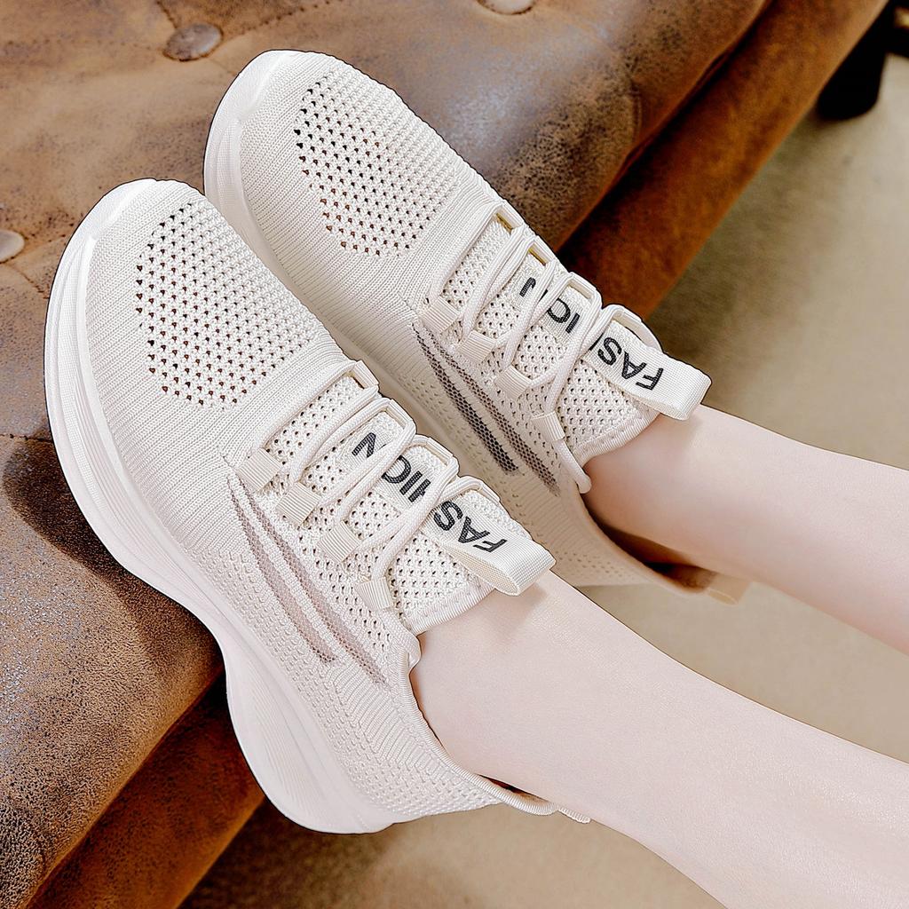 Letní prodyšné duté dámské boty ploché nízké slip-on běžecké boty ležérní boty